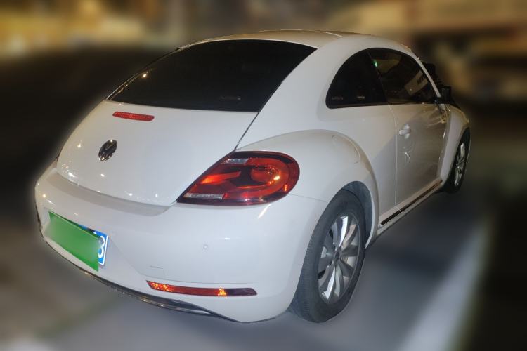 Used Volkswagen Beetle 2015 180TSI model Rear Right 45 Deg