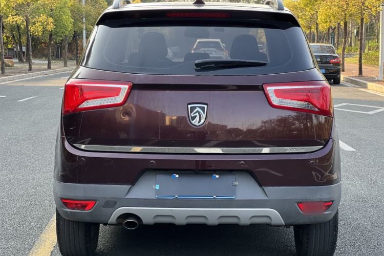 Used Baojun 560 2016 1.8L Manual Luxury Edition