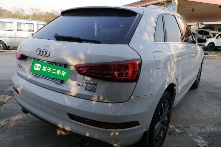 Used Audi Q3 2016 40 TFSI quattro all-wheel drive style model