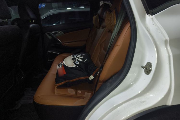 Used Geely Auto Emgrand X7 Sport 2018 Sport Edition 1.8TD Automatic Two-Wheel Drive Smart Model
