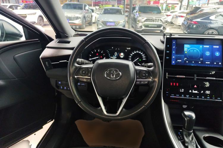 Used Toyota Avalon 2022 2.0L Luxury Edition Steering Wheel