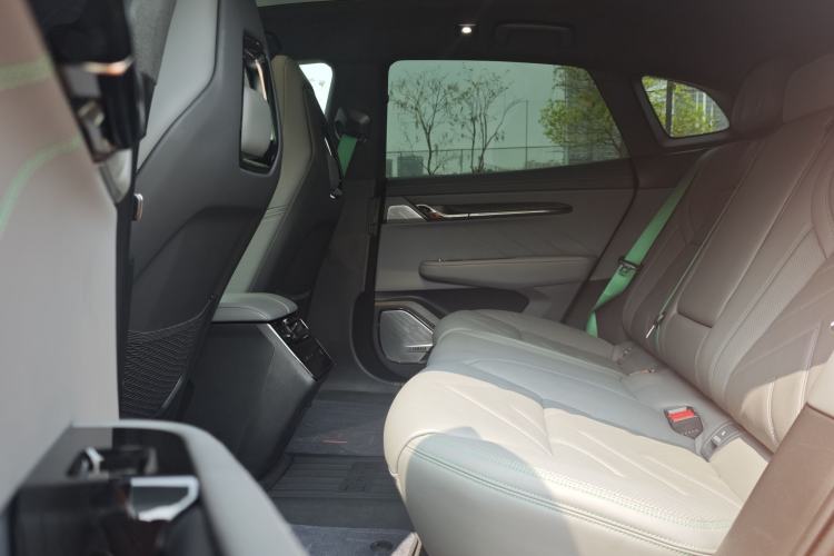 Used Zeekr 001 2023 YOU Edition 100 kWh
