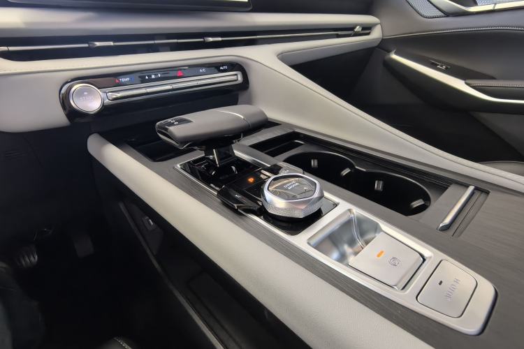 Used Changan CS75 PLUS 2026 Model, Smart Champion Edition 1.5T New Blue Whale Smart Navigation Version
