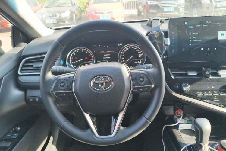 Used Toyota Camry 2023 2.0G Luxury Edition
