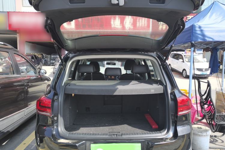 Used Volkswagen Tiguan L 2015 1.8TSI Automatic Two-Wheel Drive Trend Edition
