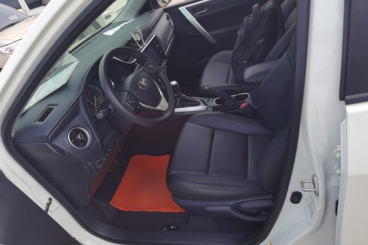 Used Toyota Levin 2017 Revised 185T CVT Elite Edition China V Standard Left Front Seat