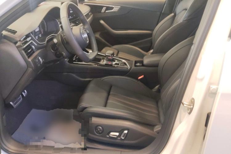 Used Audi A4L 2024 40 TFSI Luxury Dynamic Edition
