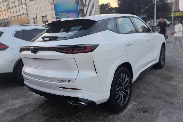Used Changan UNI-Z 2025 1.5T Luxury Version