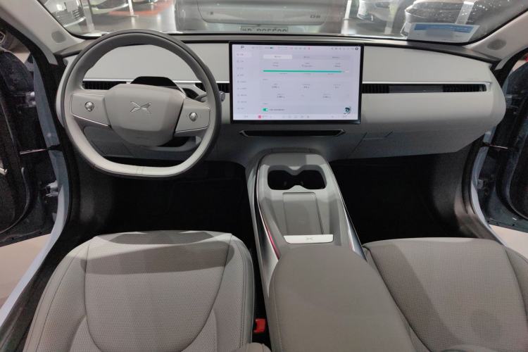 Used XPeng MONA M03 2025 620 Ultra-Long Range Plus Center Console