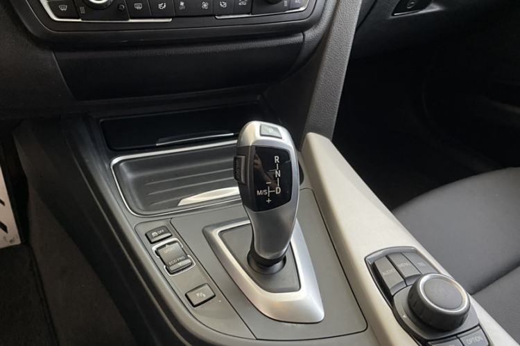 Used BMW 3 Series 2015 320Li Fashion Model