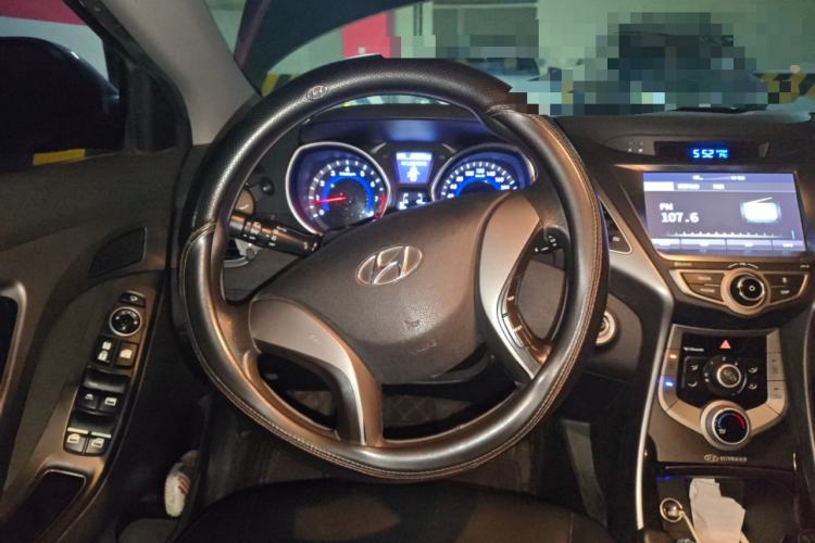 Used Hyundai Elantra (5th Generation / Langdong) 2016 1.6L Manual Luxury Model
