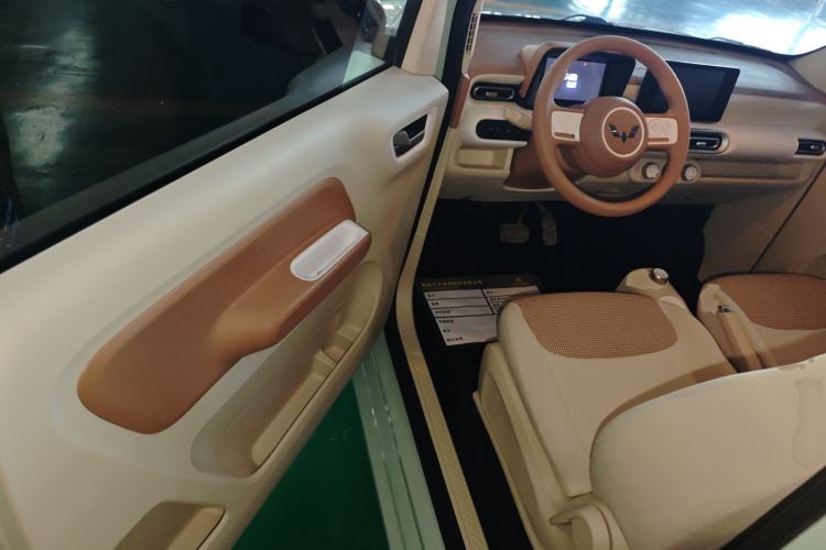 Used Wuling Hongguang MINIEV 2024 3rd Generation 215km Advanced Version Driver Seat