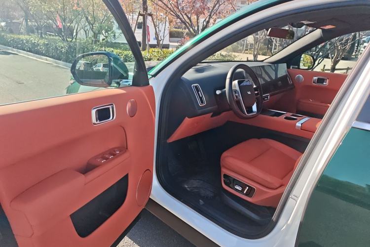 Used Li Auto L7 2023 Pro Model
