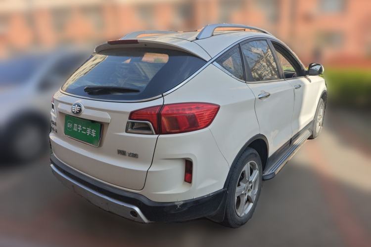 Used Bestune X80 2013 2.0L automatic comfort version Rear Right 45 Deg