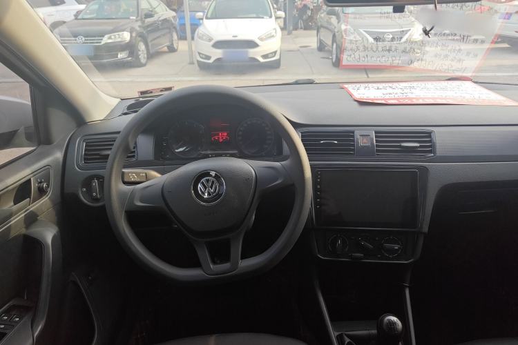 Used Volkswagen Santana 2016 1.6L Manual Fashion Edition
