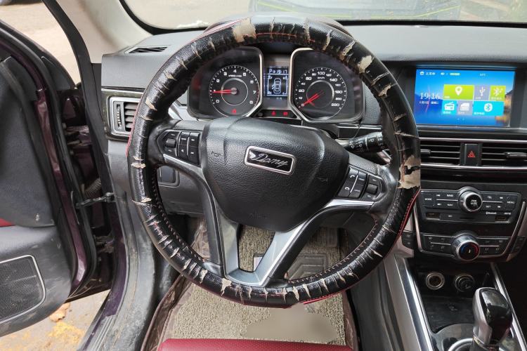 Used Zotye Domy X5 2017 Upgraded Model 1.5T CVT ZhiXian Edition Steering Wheel