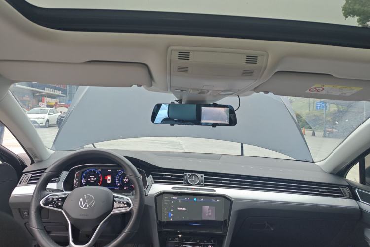 Used Volkswagen Magotan 2023 2 Million Units Commemorative Edition 330TSI DSG Luxury Version Center Console