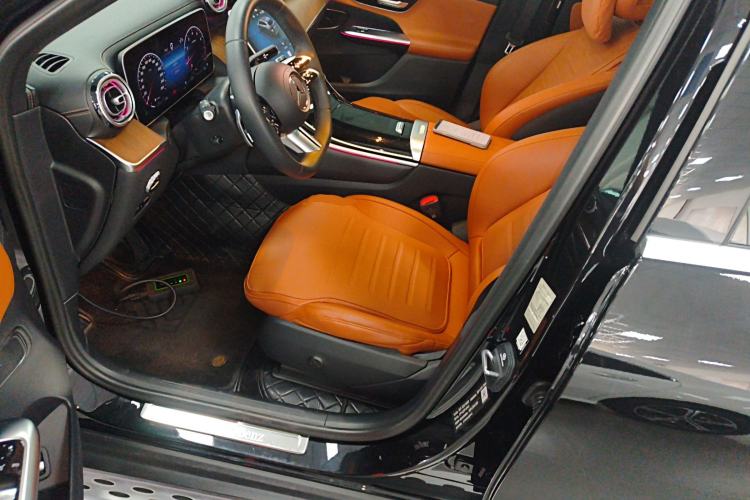 Used Mercedes-Benz GLC 2023 GLC 300 L 4MATIC Dynamic 7-Seater Left Front Seat