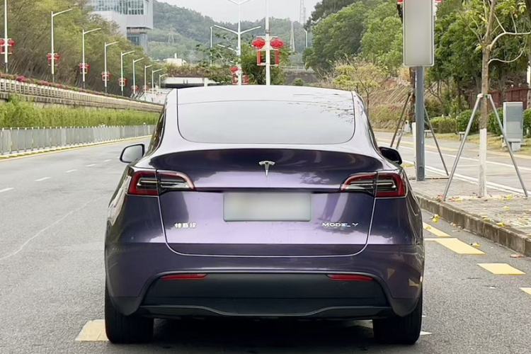 Used Tesla Model Y 2024 Rear-Wheel-Drive Version