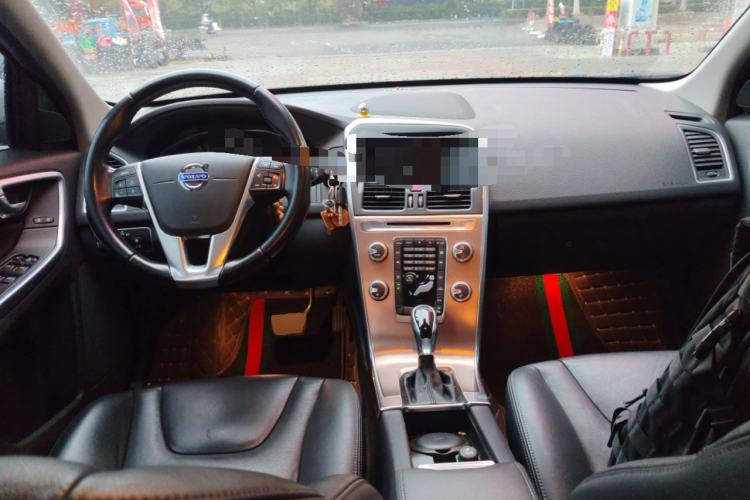 Used Volvo XC60 2015 T5 Smart Upgrade Model