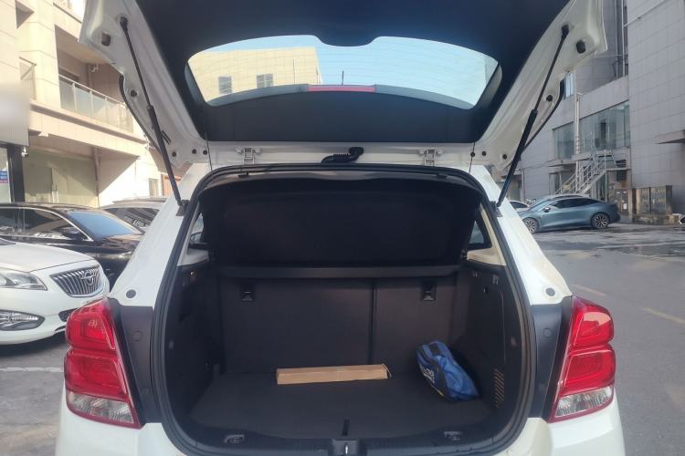 Used Chevrolet Trax 2017 1.4T Automatic Two-Wheel Drive Luxury Version
