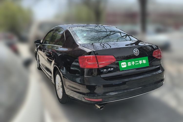 Used Volkswagen Sagitar 2015 230TSI Automatic Comfort Version
