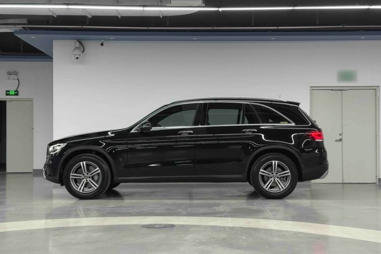 Used Mercedes-Benz GLC 2021 GLC 260 L 4MATIC Dynamic Edition Exterior 3