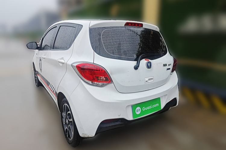 Used CHANGAN Benni 2015 1.4L IMT Luxury Version China IV Standard
