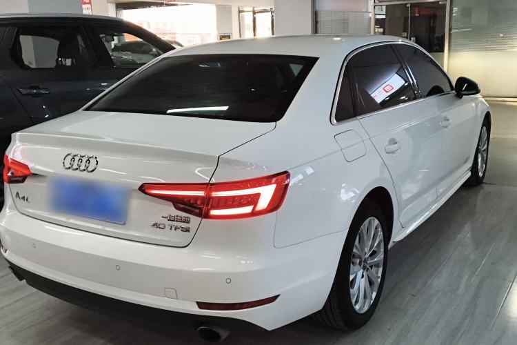 Used Audi A4L 2017 40 TFSI Ambition Edition