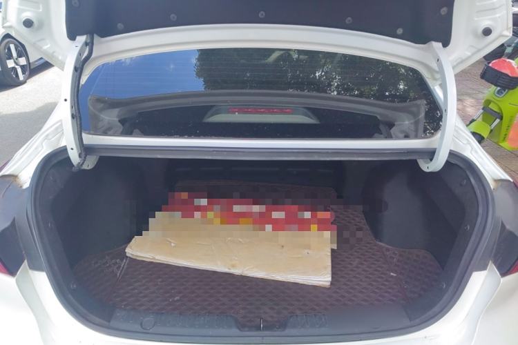 Used CHANGAN Eado New Energy 2022 EV460 Smart Ride-Hailing Edition – Lithium Iron Phosphate