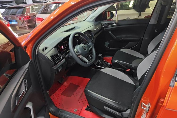 Used Volkswagen Tacqua 2020 1.5L Automatic Yue