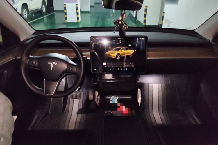 Used Tesla Model Y 2022 Rear-Wheel-Drive Version
