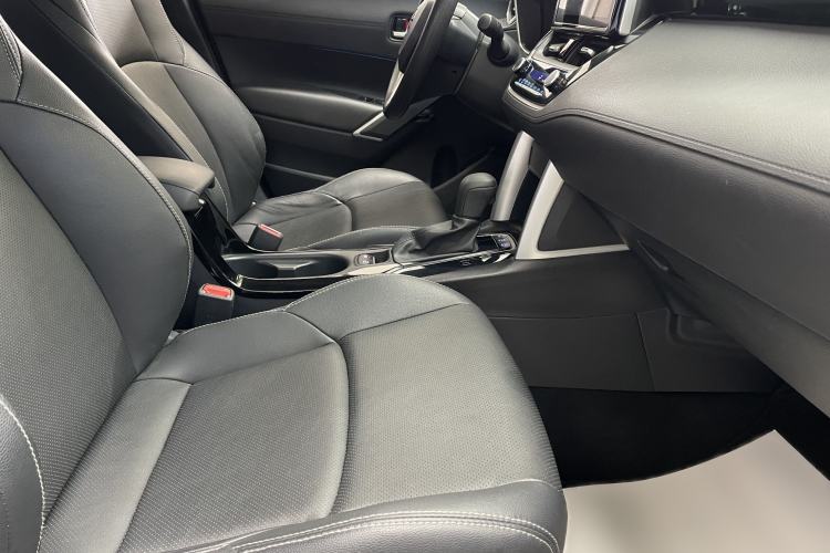 Used Toyota FRONTLANDER 2022 2.0L CVT Luxury PLUS Edition
