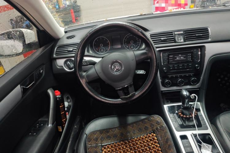 Used Volkswagen Passat 2014 1.8TSI DSG Prestige Edition Steering Wheel