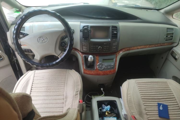 Used JAC Group Refine M5 2012 2.0T Gasoline Manual Business Edition
