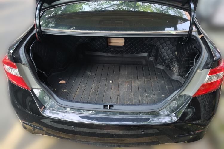 Used Toyota Camry 2012 2.5G Luxury Edition Trunk