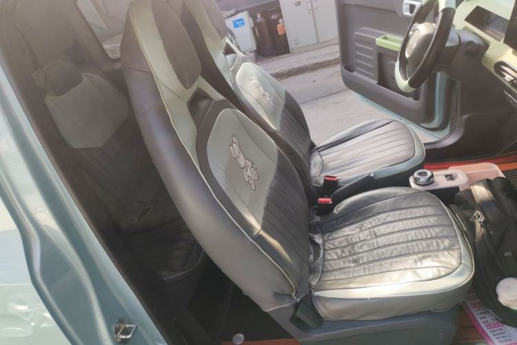 Used Geely Galaxy Panda 2024 Panda Mini 200km Endurance Bear Right Front Seat