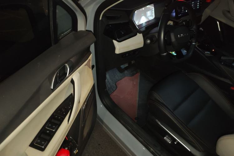 Used Lynk & Co 06 EM-P 2022 PHEV 84 km Range Pro Version
