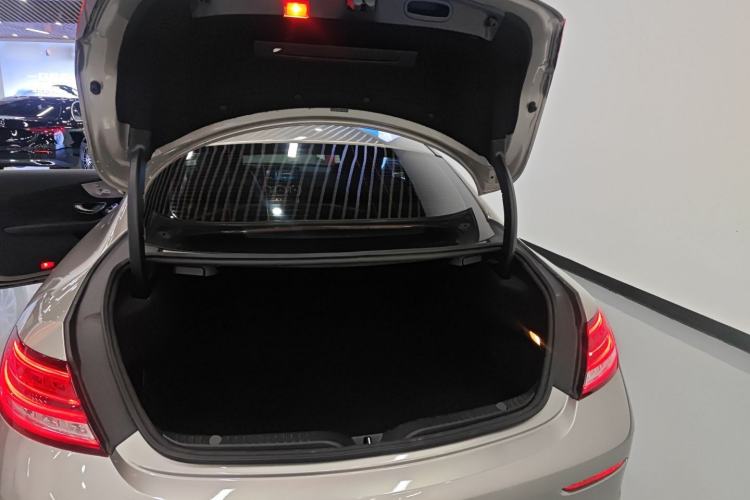 Used Mercedes-Benz C-Class 2019 C 260 Coupe Trunk