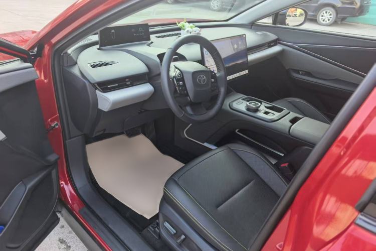 Used Toyota bZ5 2025 Model 550 PRO Smart Driving Edition