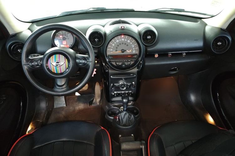 Used MINI Countryman 2014 1.6L COOPER Fun
