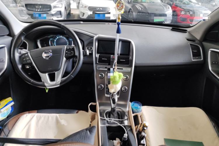 Used Volvo XC60 2014 Restyled T5 Zhiya Edition Center Console