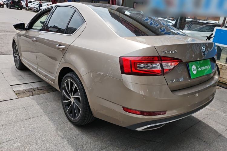 Used Skoda Octavia 2018 TSI280 DSG Flagship Edition