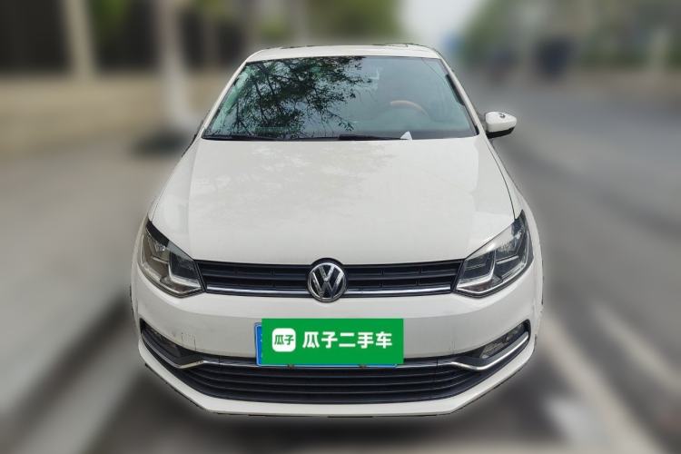 Used Volkswagen Polo 2016 1.6L Automatic Comfort Model
