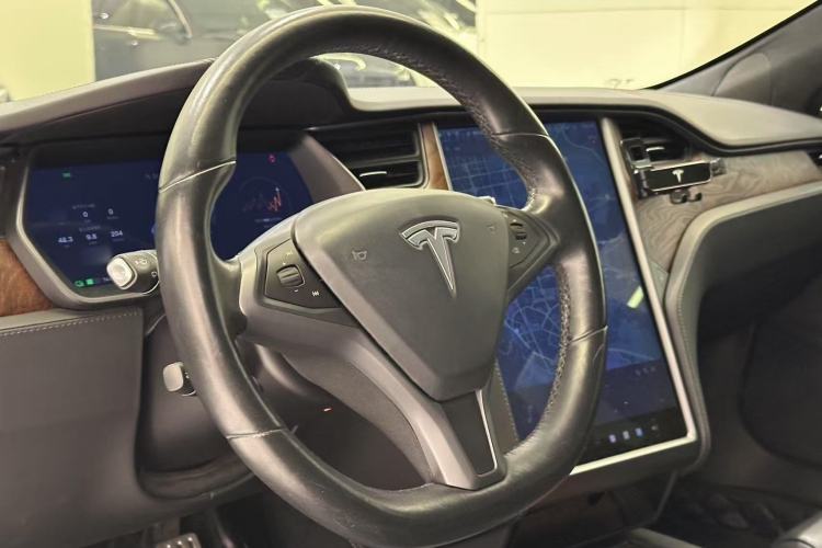 Used Tesla Model S 2017 S 75D Standard Range Edition Interior 1