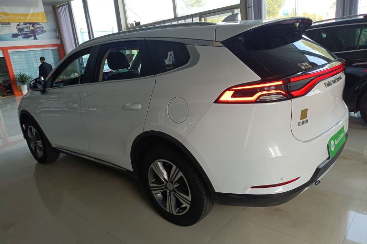 Used BYD Tang 2019 2.0T Automatic SmartConnect Luxury Edition 7 Seats China VI Standard
