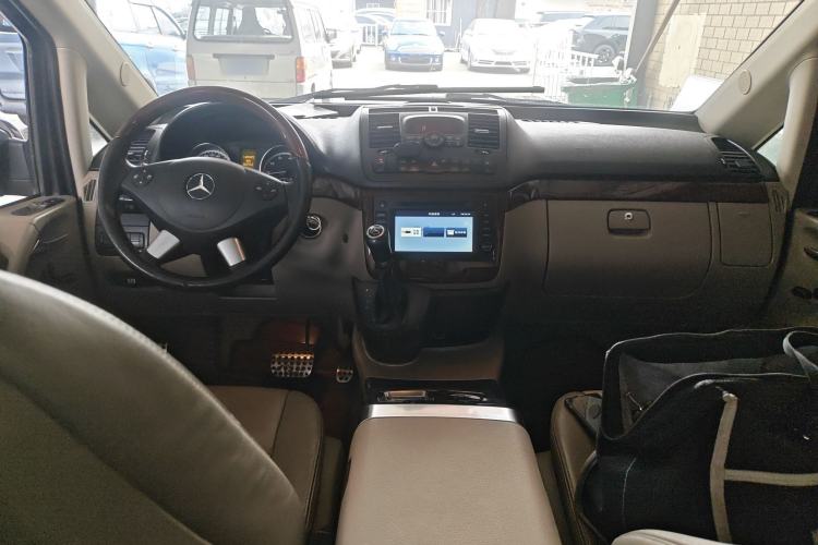 Used Mercedes-Benz Viano 2015 3.0L Partner Edition