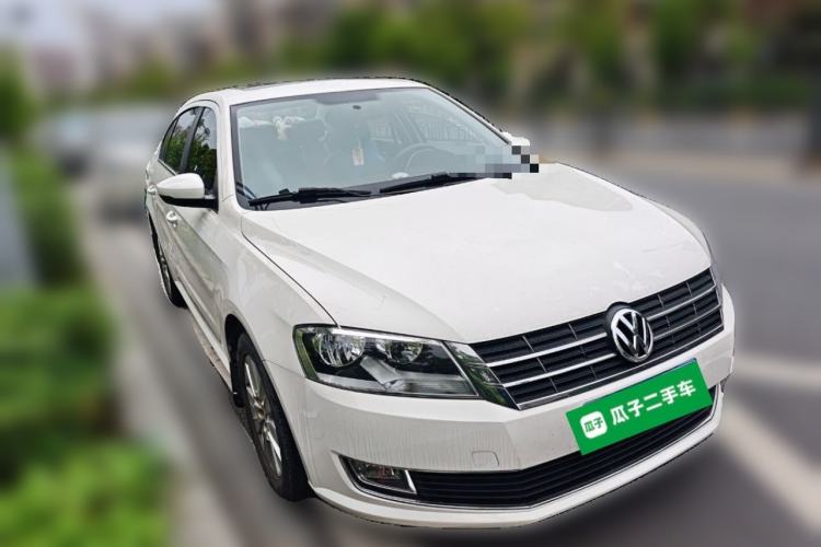 Used Volkswagen Lavida 2013 Restyled Classic 1.6L Automatic Comfort Edition Front Right 45 Deg