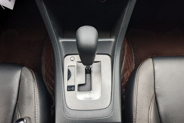 Used Subaru XV 2016 2.0i Ambition Edition Gear Lever