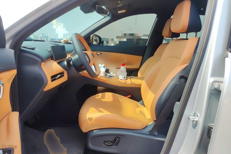 Used Geely Galaxy Xingjian 7 EM-i 2025 55 km Launch Edition Left Front Seat
